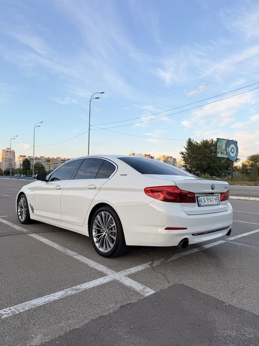 Продам BMW g30 2019 рік Київ Ідеал Гібрид