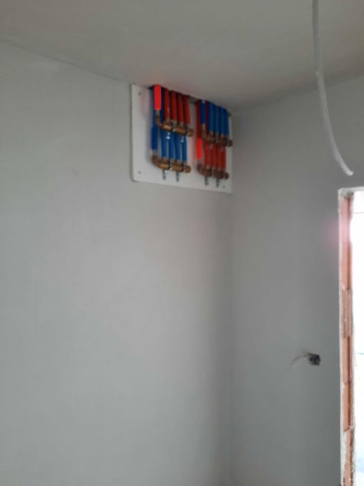 Tynki cementowo-wapienne,  wolne terminy
Kielce (+30 km)