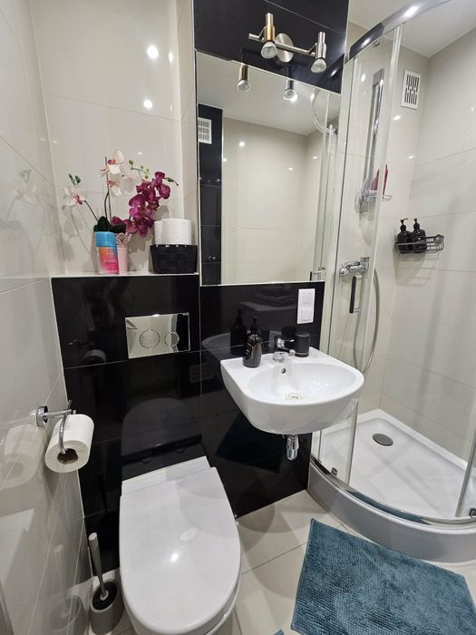 Apartament, Mieszkanie przy Rondo ONZ na doby i go