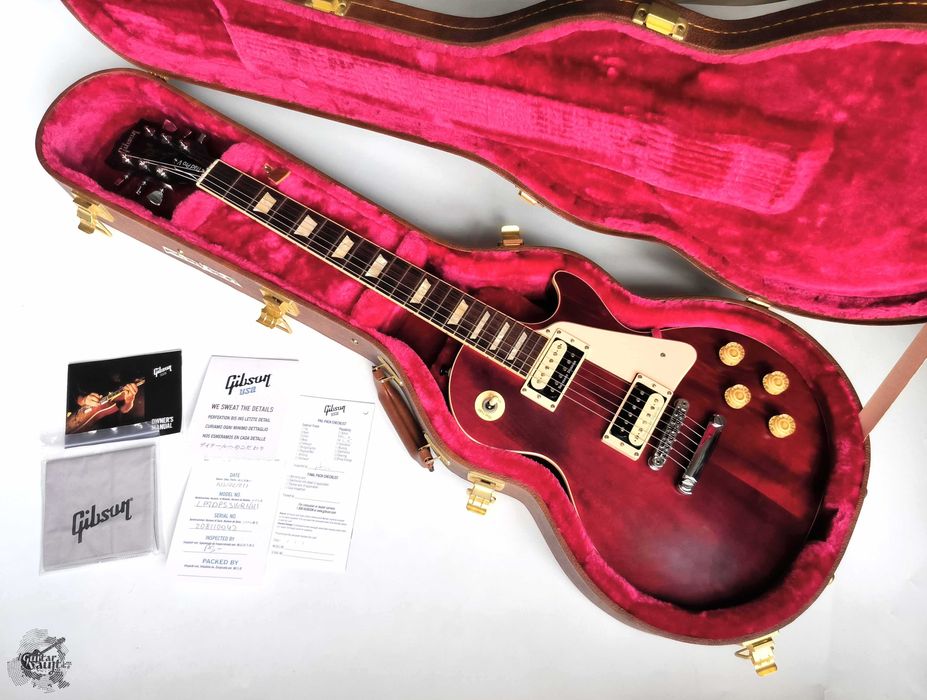 $2390 Gibson Les Paul Traditional Pro V '2021 Satin Wine Red w/case