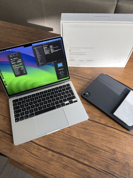 Apple MacBook Air 13" 2025 M4 16GB 256GB SSD CPU 10-Core GPU 8-Core