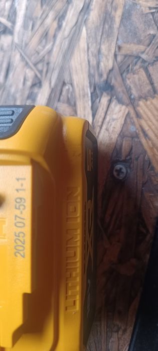 Klucz udarowy DeWalt dcf899 zestaw
