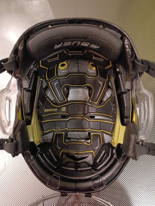 Хоккейный шлем Bauer RE-AKT 100, М,  б/у