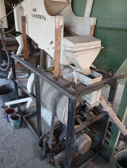 Продам млин в робочому стані Р6-АВМ-7