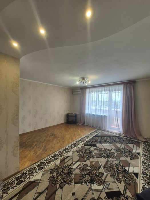 1-кімнатна квартира в Центрі Ya