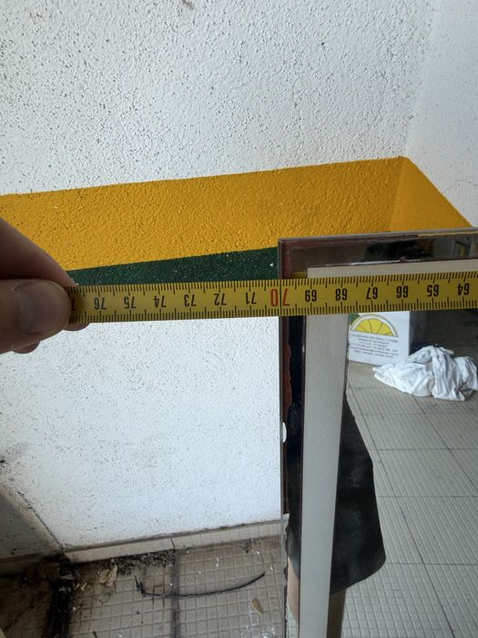 Espelho com luz LED