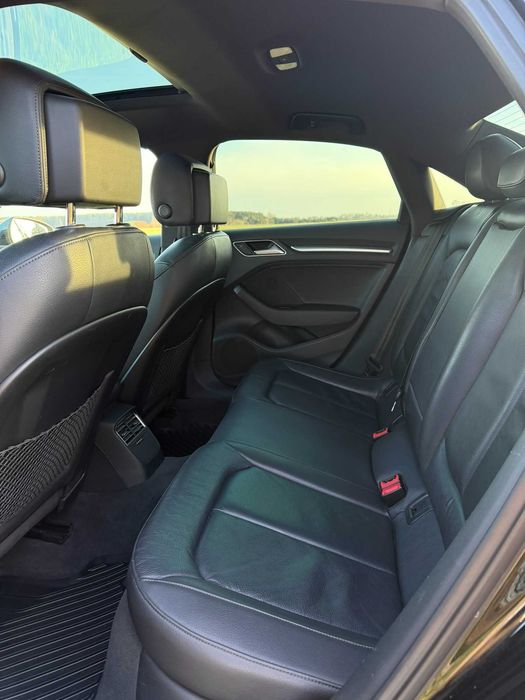 Audi A3 8v limousine 2.0 tfsi 220km quattro s tronic | 2015 | s-line | 19" |