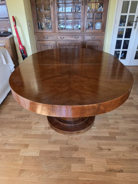 Mesa de Jantar Oval Art Déco Extensível (Anos 30/40) – Nogueira