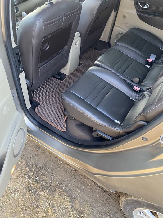 Продам гранд сценік 3 1.9 dci