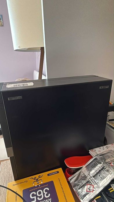 Komputer OptiPlex5070 + monitor+myszka+klawiatura