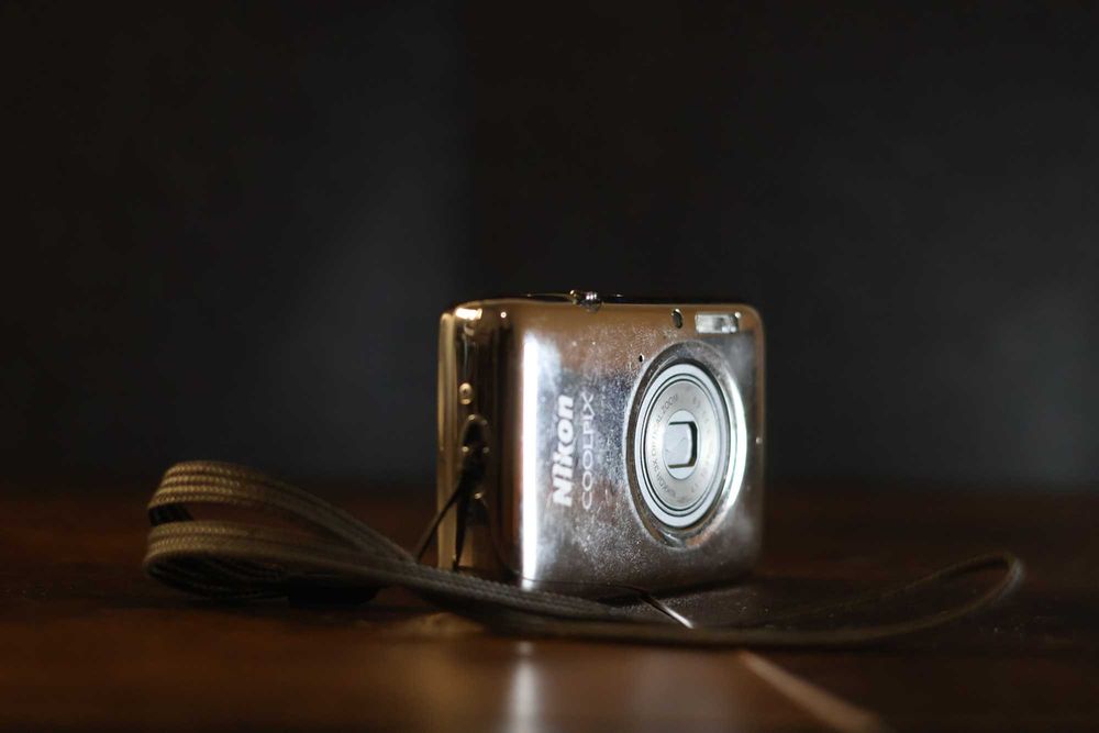 Nikon COOLPIX S02 13.2MP | Caixa + Acessórios Originais