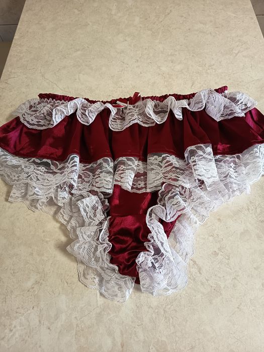 Majtki damskie 42/44 L xl koronkowe