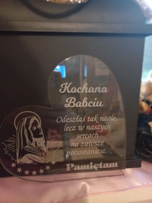 Statuetka pod znicz na pomnik cmentarz stroik