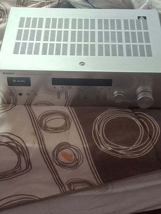 yamaha stereo network receiver R-N301