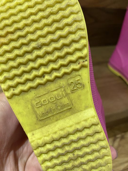 Резиновые детские сапоги