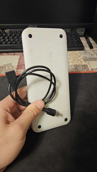 Calculadora Gráfica Texas Instruments TI-84 Plus CE-T