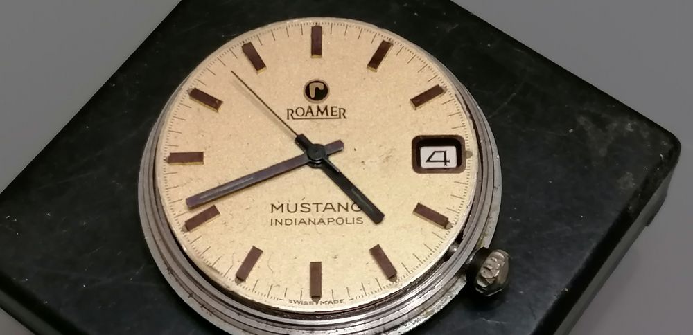 Relógio antigo roamer mustang movimento e tampa