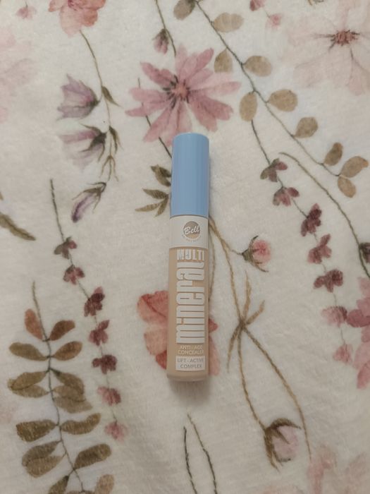 Korektor Bell multi mineral