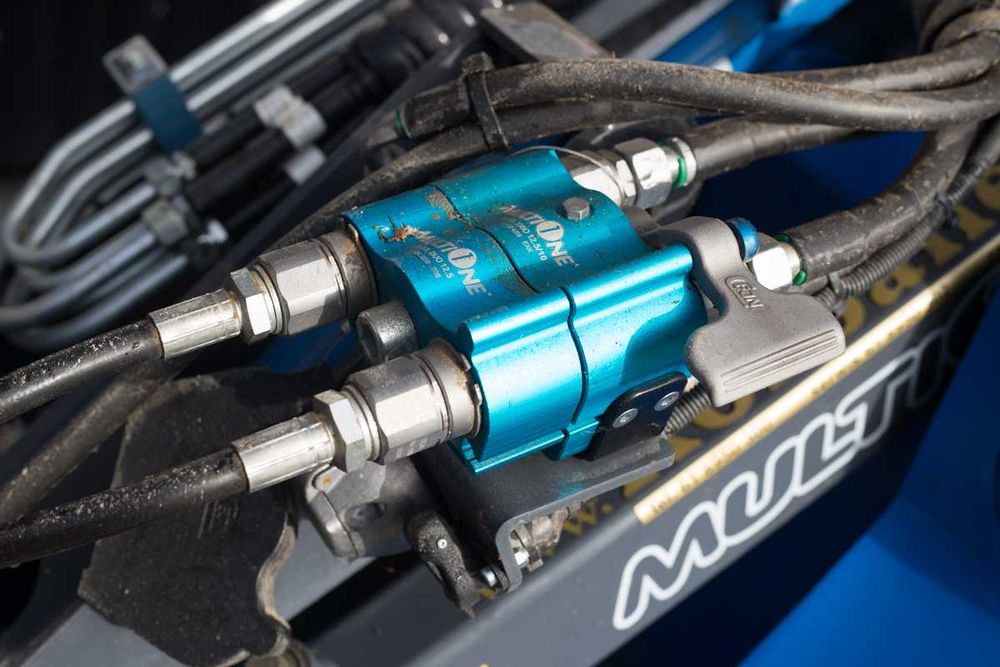 Mini ładowarka MultiOne 5.3K + łyżka + ramię kopiące cena brutto