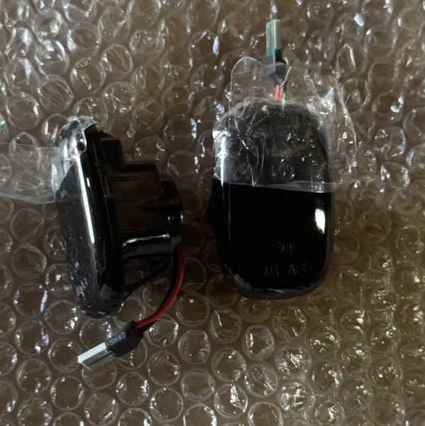 LED повторители поворотов TOYOTA диодные