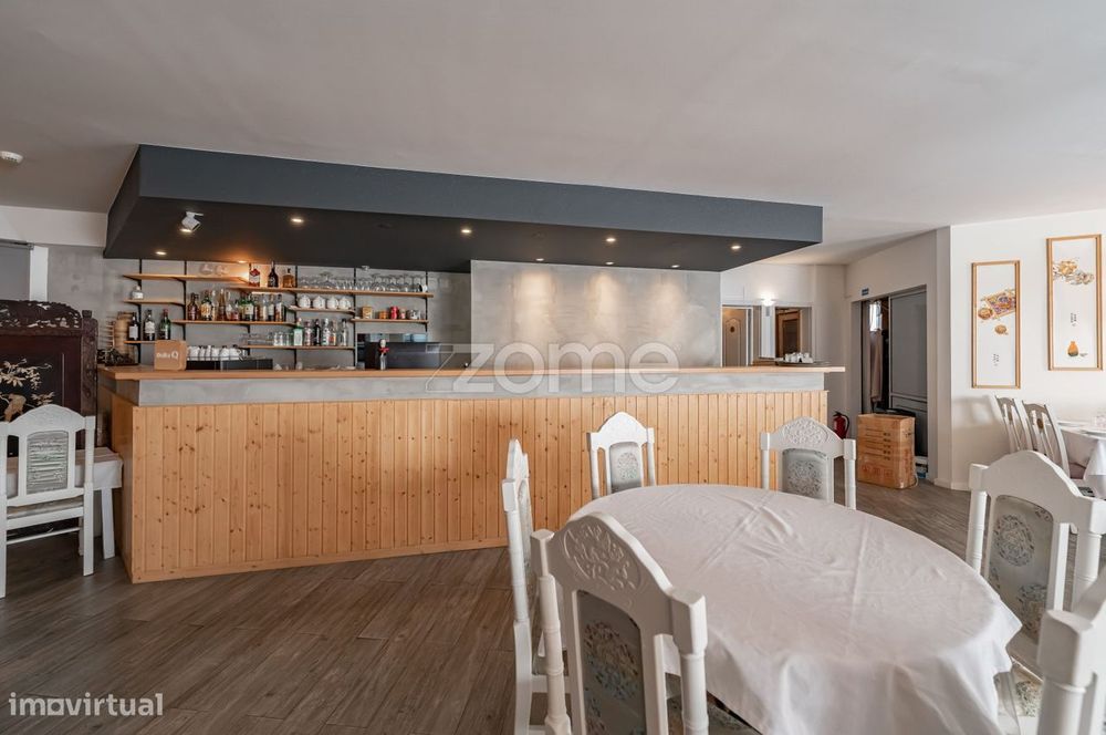Restaurante Equipado na Amora