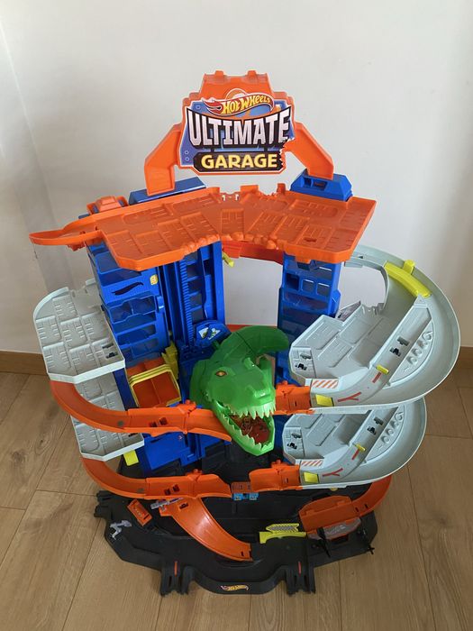 Hot Wheels Mega Garaż T-Rexa – mało używany