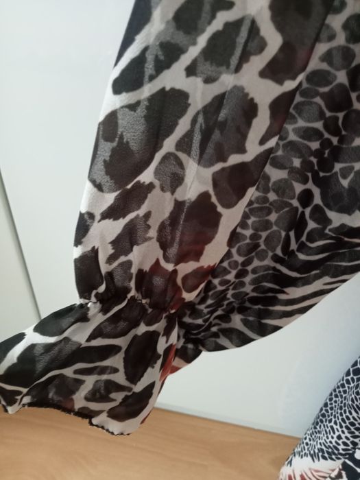 Sukienka w panterkę