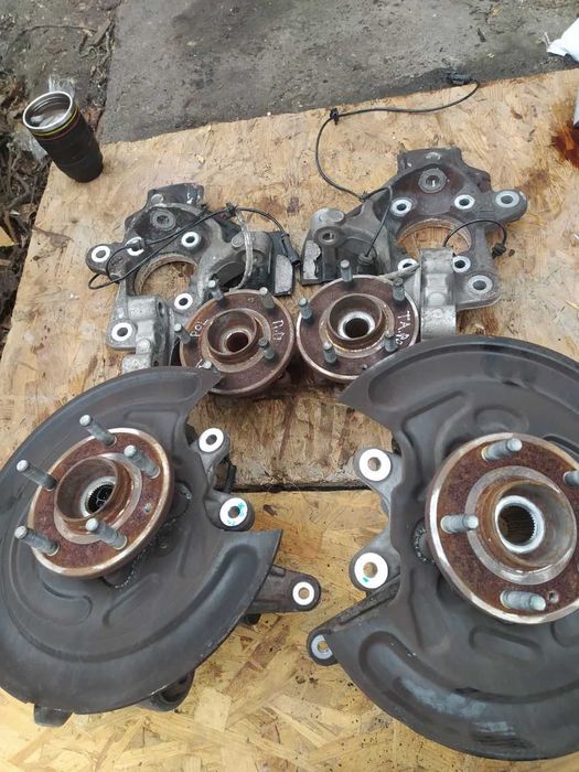 Цапфа Кулак Ford Taurus Explorer Flex