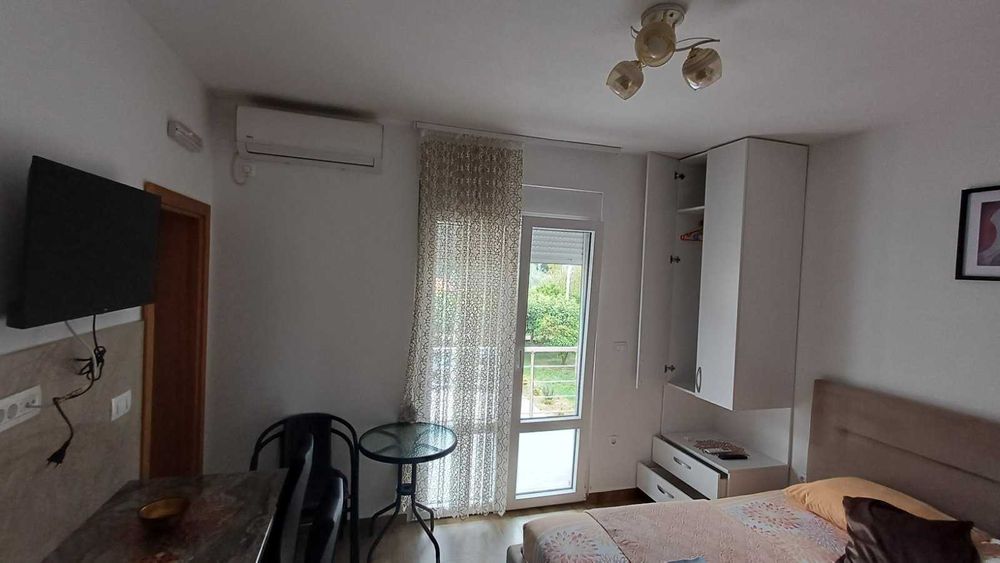 ЧЕРНОГОРИЯ Бар. Илино. 350м до второго круга с заправками, 750м - море