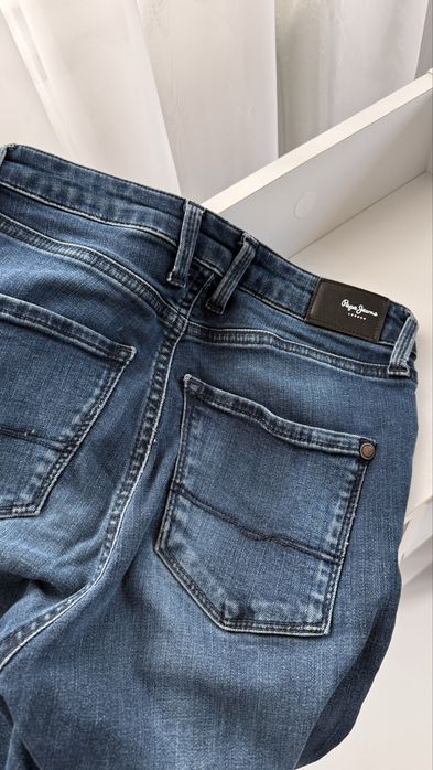 Джинси Zara, Mango
