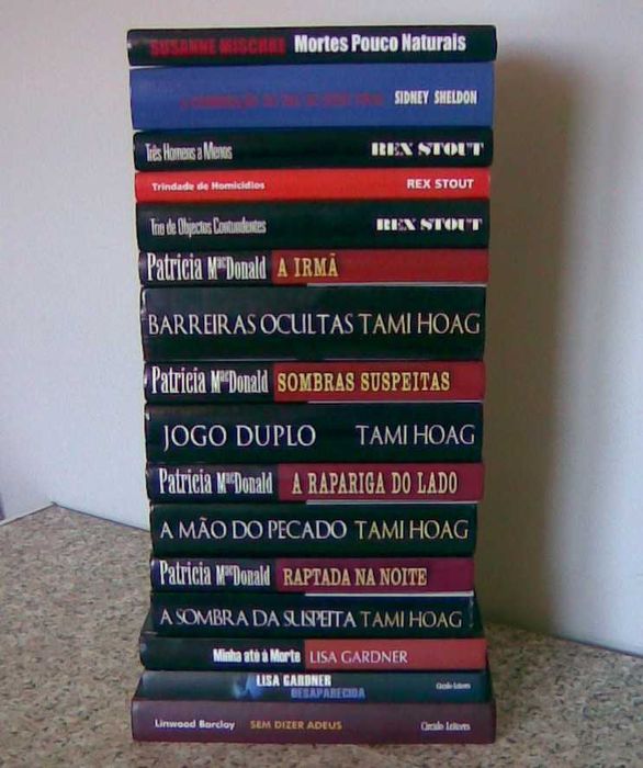 Livros Círculo de Leitores - policial / thriller