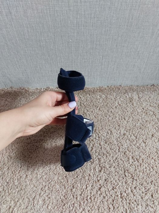 Лучезапястный ортез Bort Medical 112750, правый, синий. Размер M.