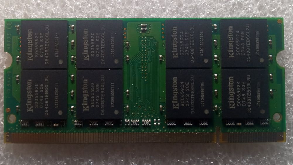 Планка ОЗУ 1 GB DDR2 800 MHz (SO-DIMM для ноутбуков)