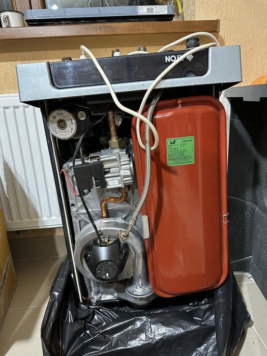 Котел Intergas 28/24 конденсаційний двоконтурний, Нідерланди, робочий