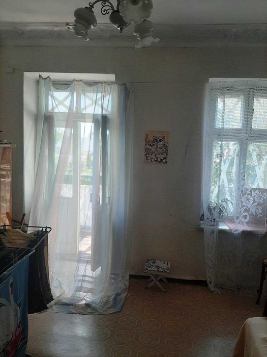 Продам 4-кімнатну квартиру історичний центр вул. Старопортофранківська