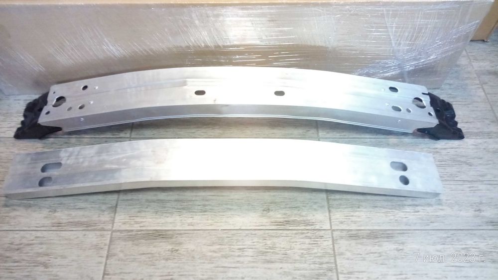 Усилитель бампера Camry 70 Lexus ES NX RX RAV 4 Venza