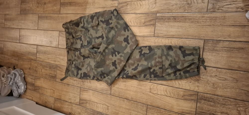 Spodnie wojskowe rozmiar L