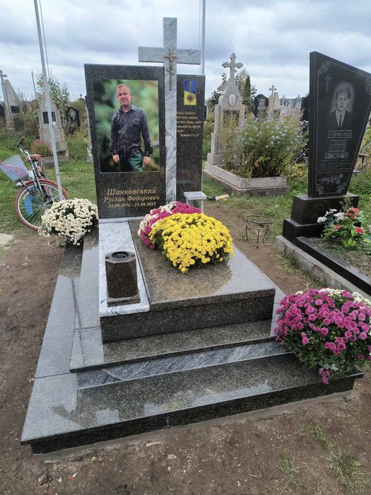 виготовлення памятників з граніту