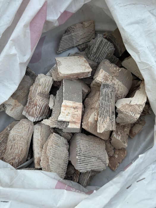 Закуповуємо каталізатори Оптом  опт висока Ціна здати каталізатор