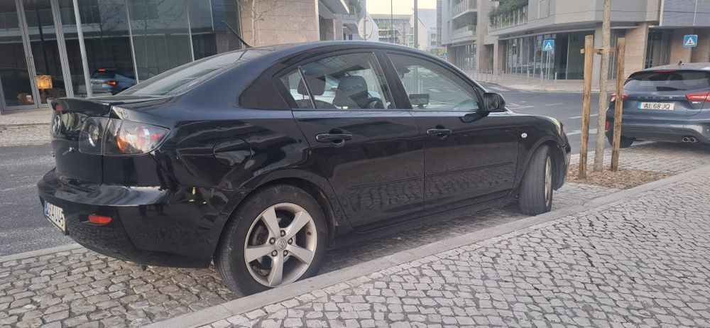 Mazda 3 — fotografia 3
