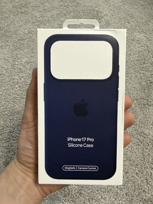 iPhone 17 Pro Apple Silicone Case MagSafe
