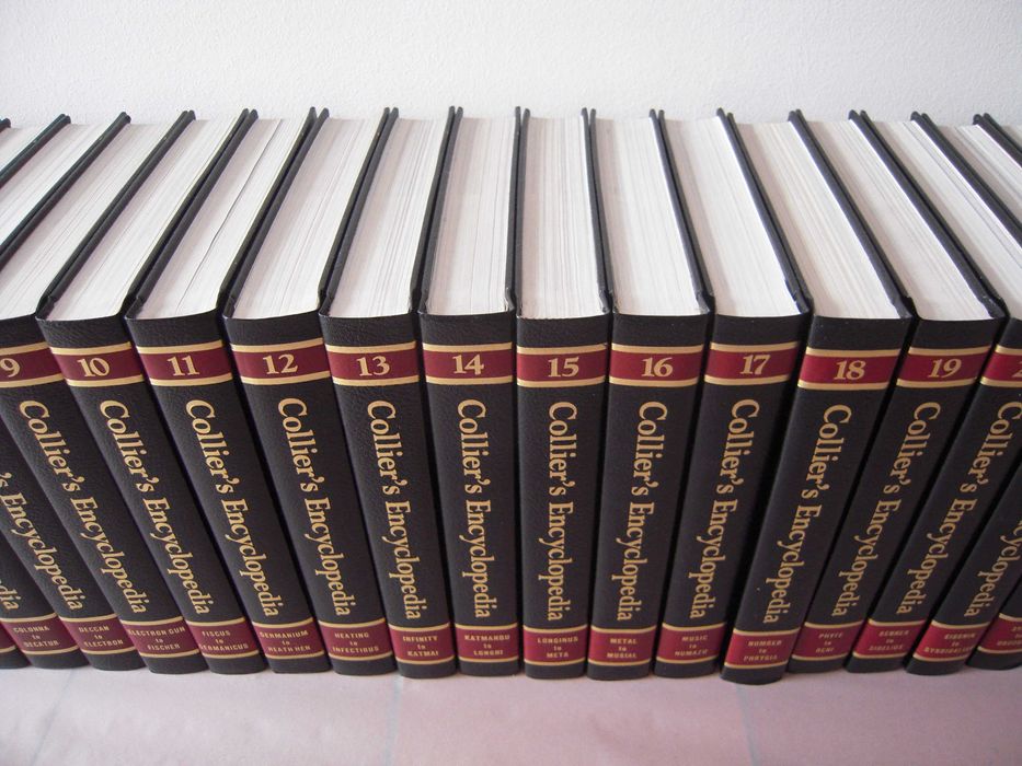 Enciclopédia Collier's Edição de 1992 por MacMillan