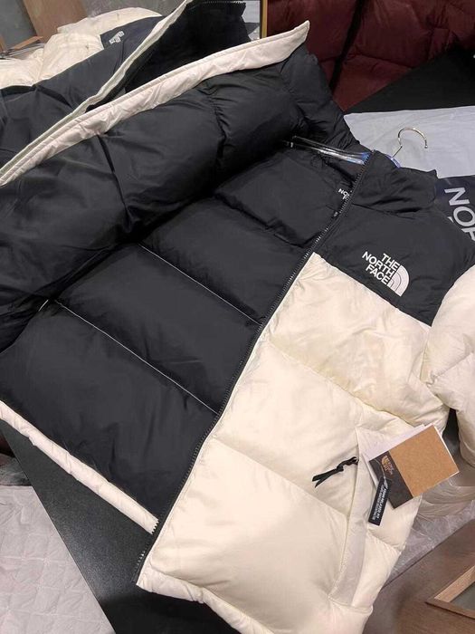 700 Fill Jacket Retro Nuptse White US-XS