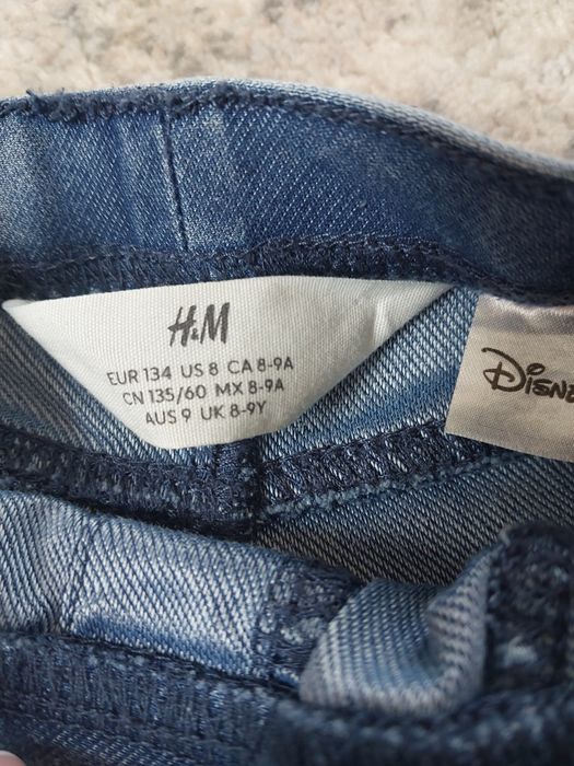 Jeansy na gumce H&M Disney 134 cm