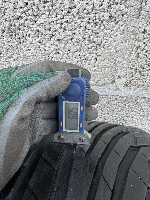 Dwie Opony Uniroyal RainSport 3 225/35/18