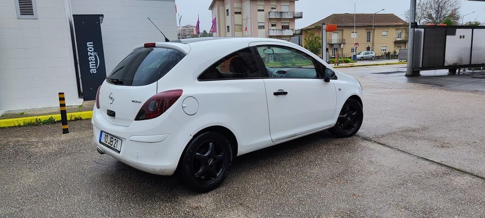 Opel corsa coupé  2010