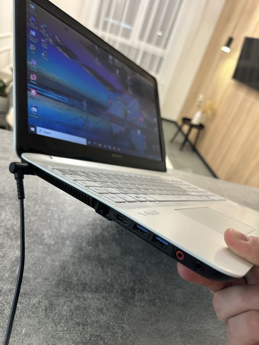 Продам Ноутбук Sony Vaio