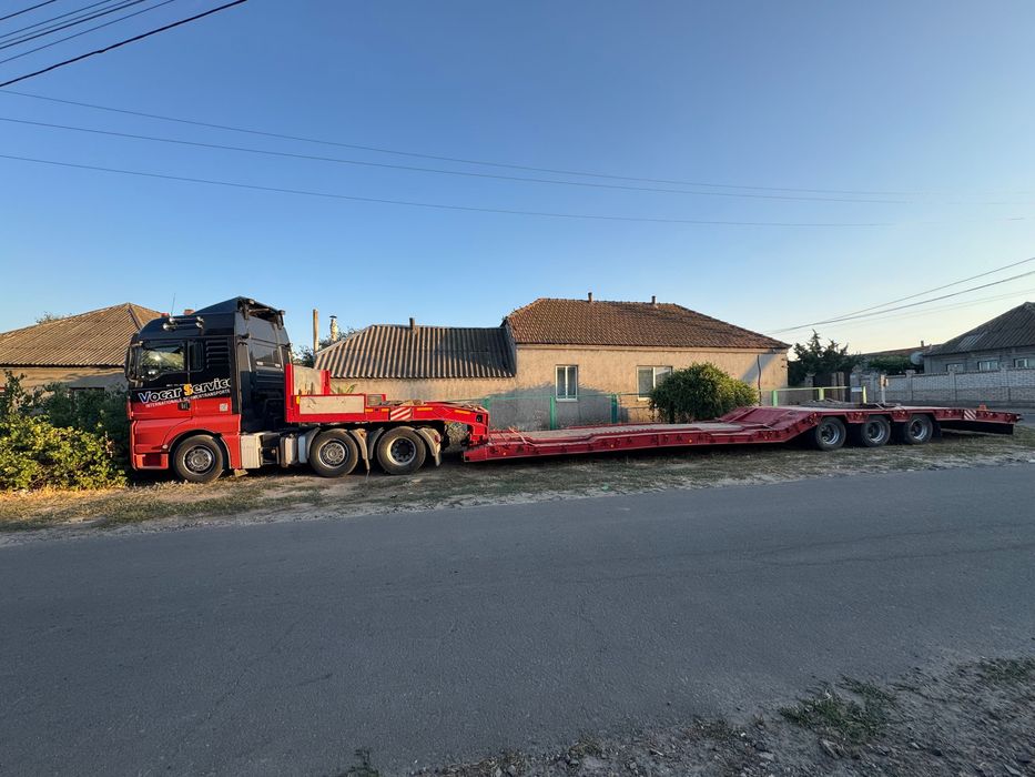 Тягач з тралом передній заїзд
