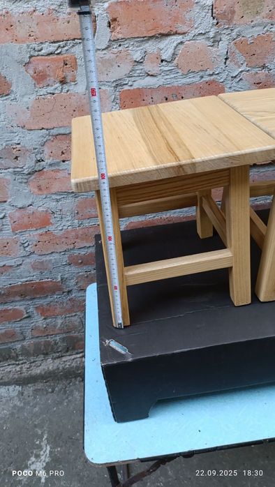 Табуретки из дуба