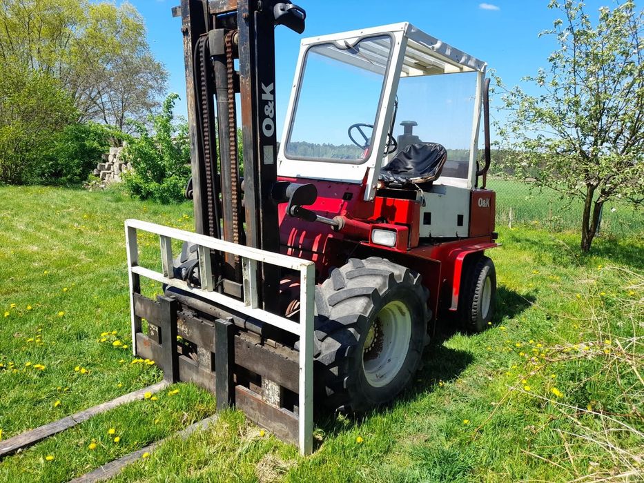 Wózek widłowy terenowy